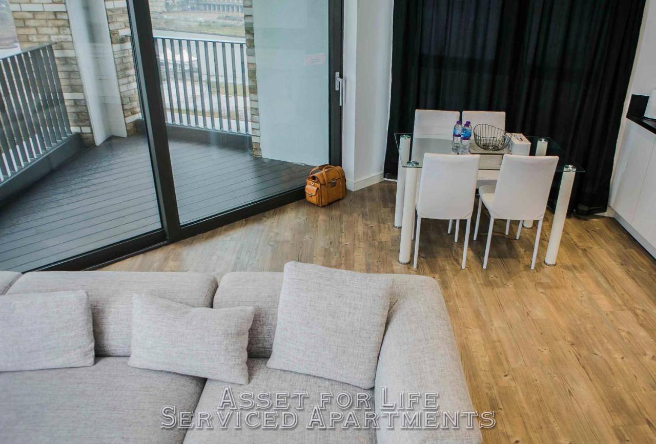 Pontoon Dock Key Workers Apartment ลอนดอน ภายนอก รูปภาพ
