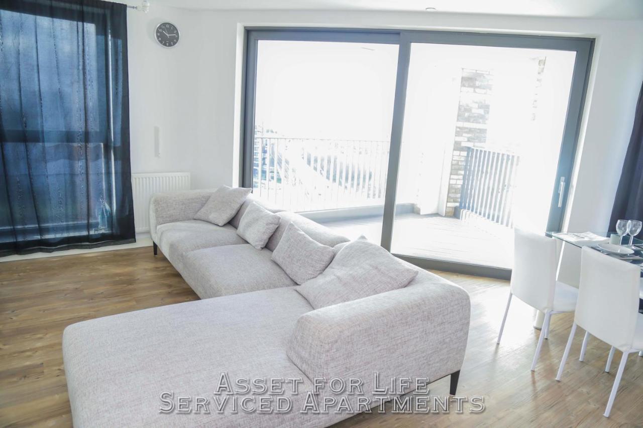 Pontoon Dock Key Workers Apartment ลอนดอน ภายนอก รูปภาพ