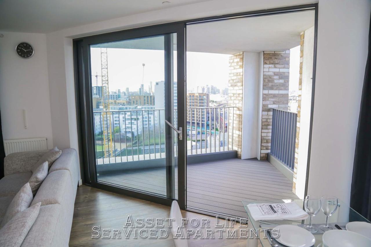 Pontoon Dock Key Workers Apartment ลอนดอน ภายนอก รูปภาพ